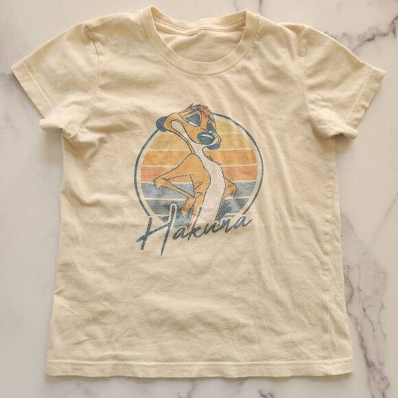 The Lion King Timon cream Etsy kids unisex 6-7 year Hakuna t-shirt - Picture 1 of 4